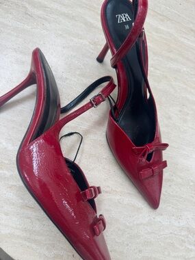 Zara Red Patent Pointed Slingback Heels with Bows